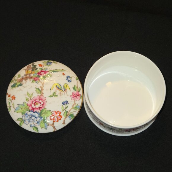 Crown Staffordshire Pagoda Fine Bone China Trinket Box Gold Trim Made In England - Picture 3 of 9